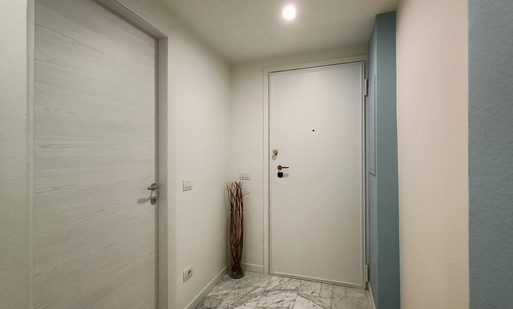 Sahi - Via Dei Ciclamini Mm1 Primaticcio, Stadio San Siro, Ospedale San Carlo 米兰 外观 照片