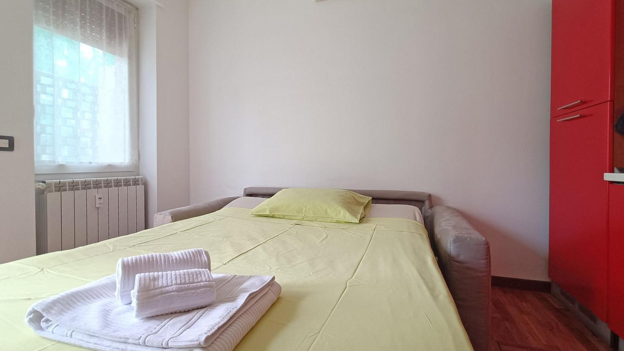Sahi - Via Dei Ciclamini Mm1 Primaticcio, Stadio San Siro, Ospedale San Carlo 米兰 外观 照片