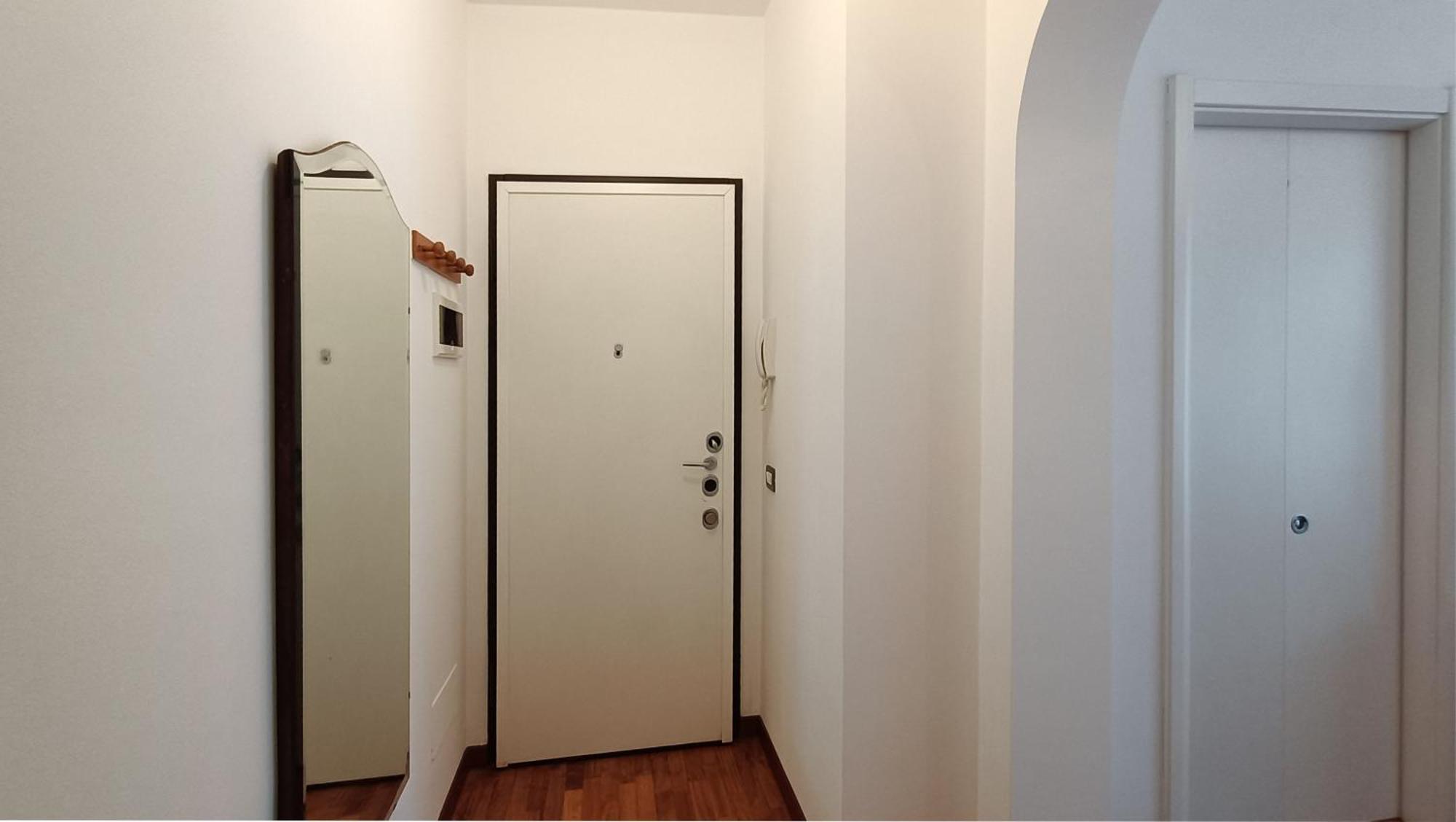 Sahi - Via Dei Ciclamini Mm1 Primaticcio, Stadio San Siro, Ospedale San Carlo 米兰 外观 照片