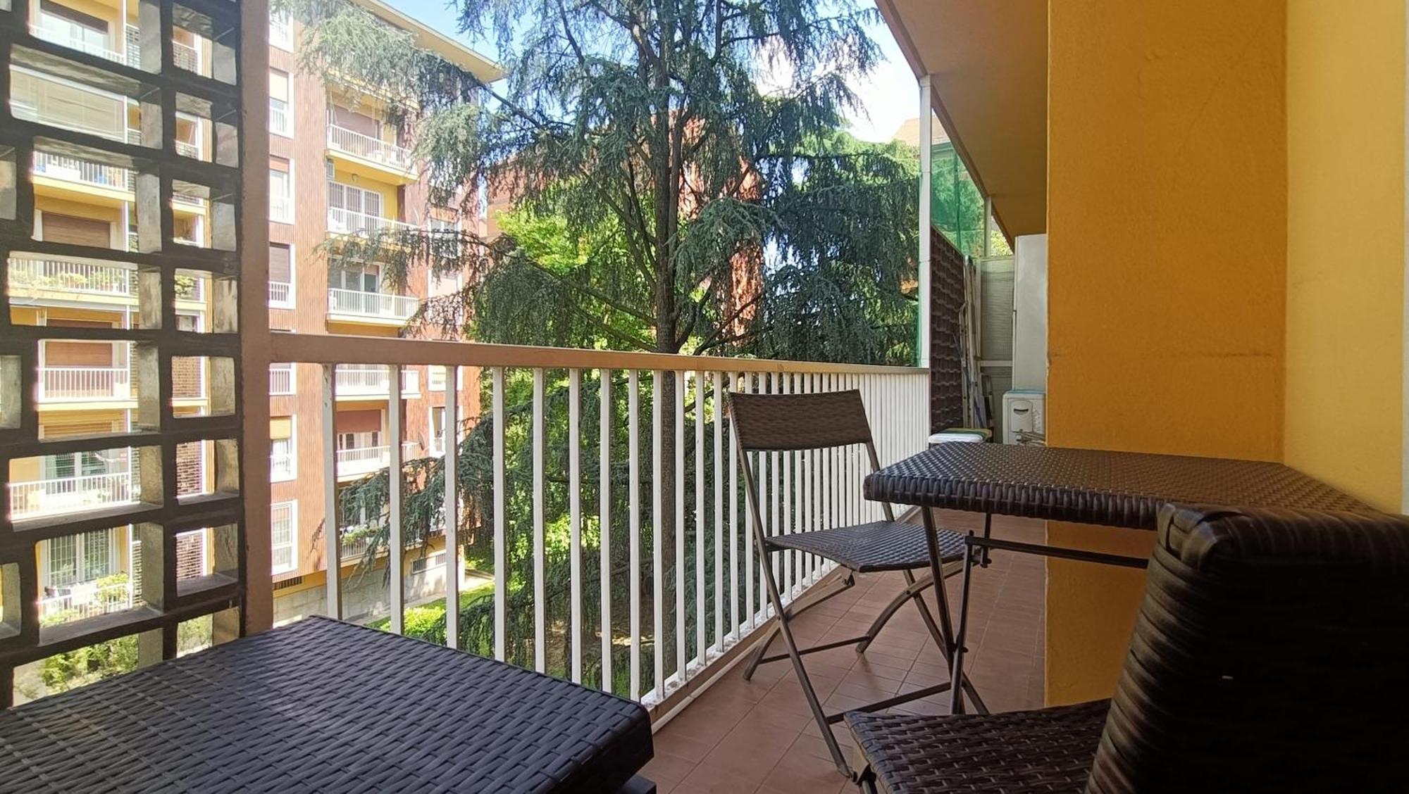 Sahi - Via Dei Ciclamini Mm1 Primaticcio, Stadio San Siro, Ospedale San Carlo 米兰 外观 照片